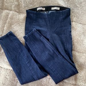 Pilcro for Anthropologie pull on jeggings. Sz 27.